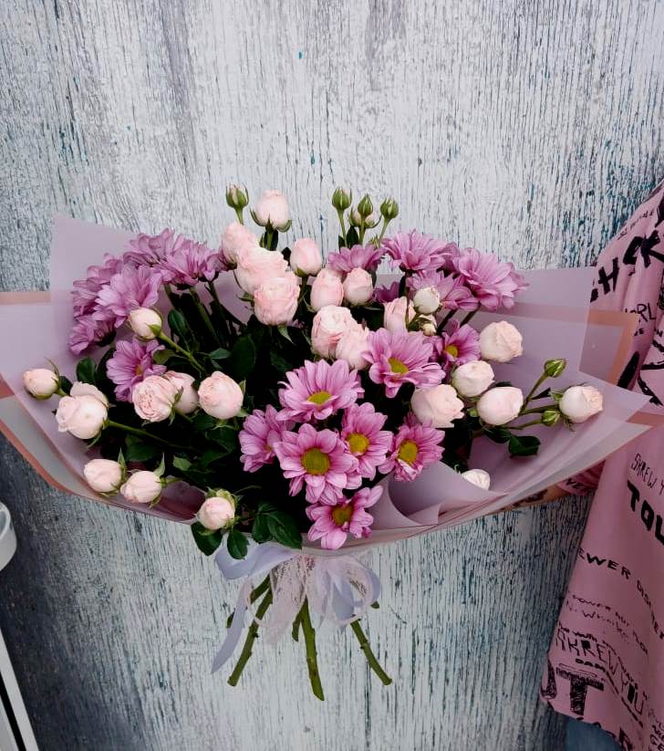 Букет цветов из: Розы и Хризантемы в Седельниково