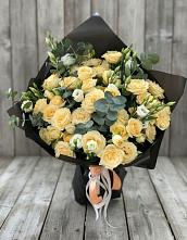 Букет цветов из:  Розы и Лизиантусы в Седельниково