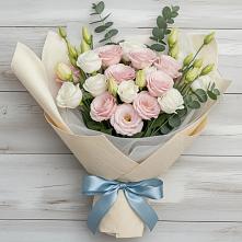 Букет цветов из:  Лизиантусы #REPLACE_PRED# Седельниково
