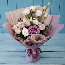 Букет цветов из:  Розы и Лизиантусы в Седельниково