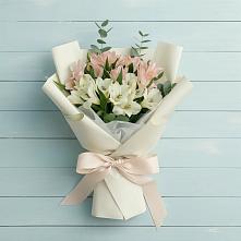 Букет цветов из:  Альстромерии в Седельниково