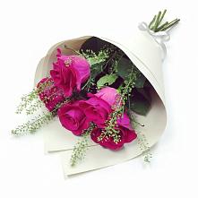 Букет цветов из:  Розы в Седельниково