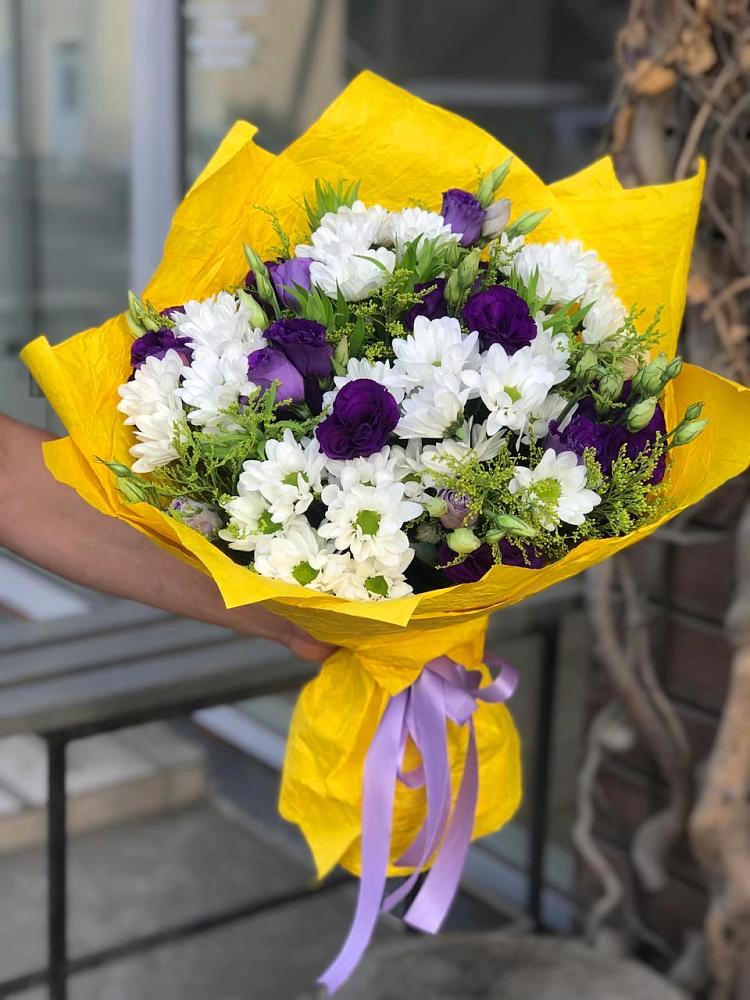 Букет цветов из: Ирисы, Хризантемы и Ромашки в Седельниково