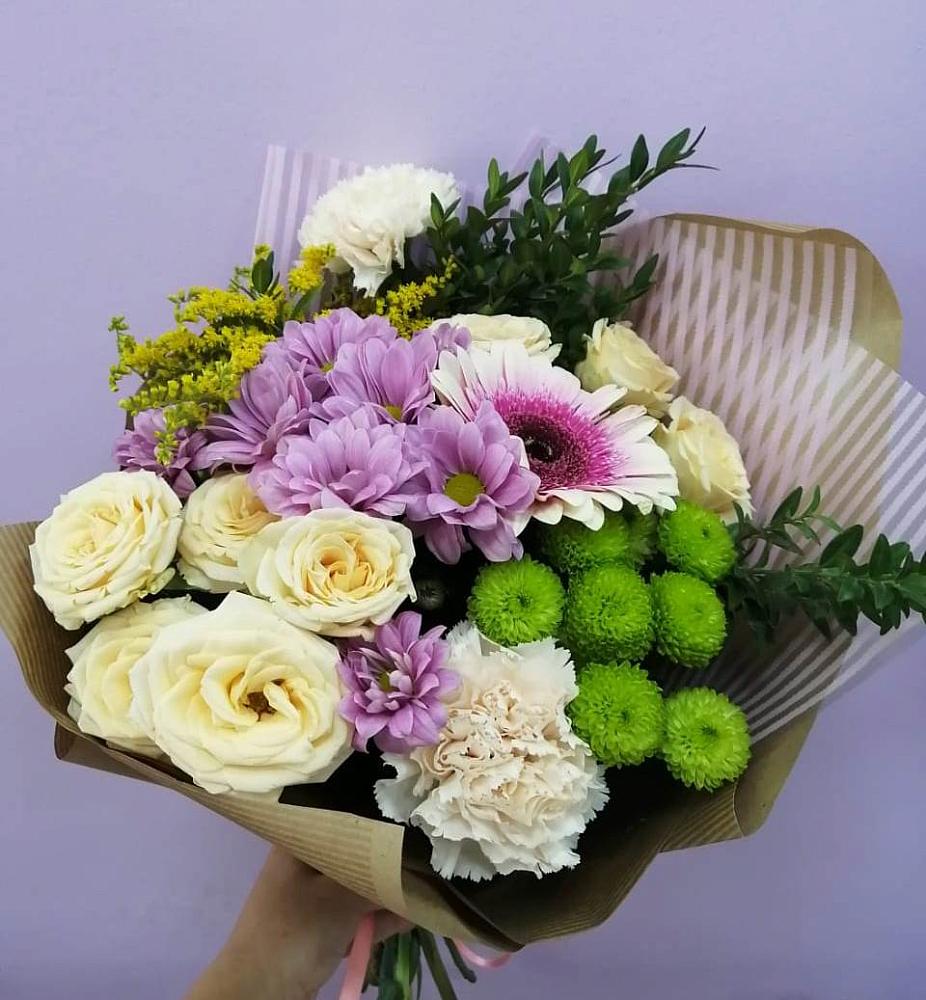 Букет цветов из: Хризантемы, Розы, Гвоздики и Герберы в Седельниково