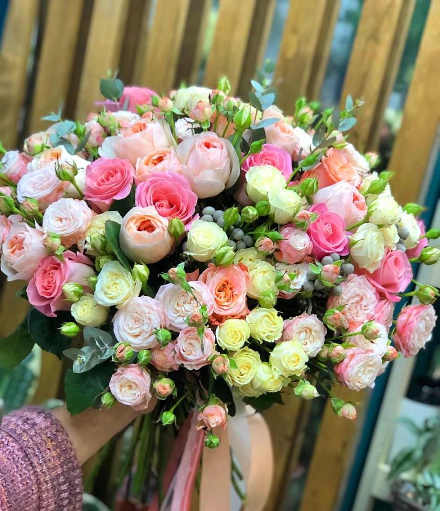 Букет цветов из: Розы в Седельниково