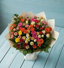 Букет Микс из разноцветных кустовых роз в Седельниково